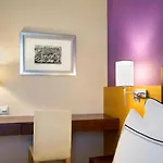 Azz Montalvo Szálloda 4*