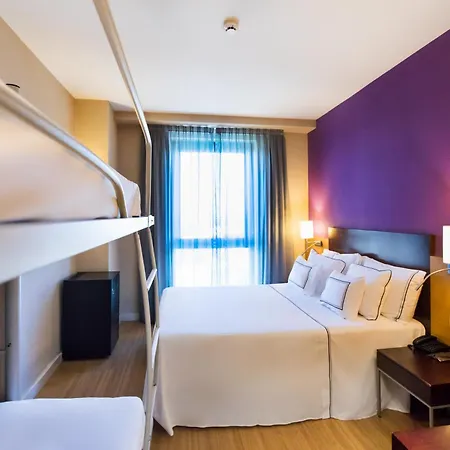 Azz Montalvo 4* سلامنكا