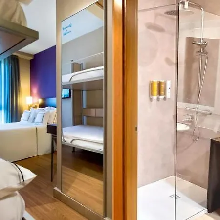 Azz Montalvo 4*