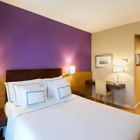 فندق Azz Montalvo 4*